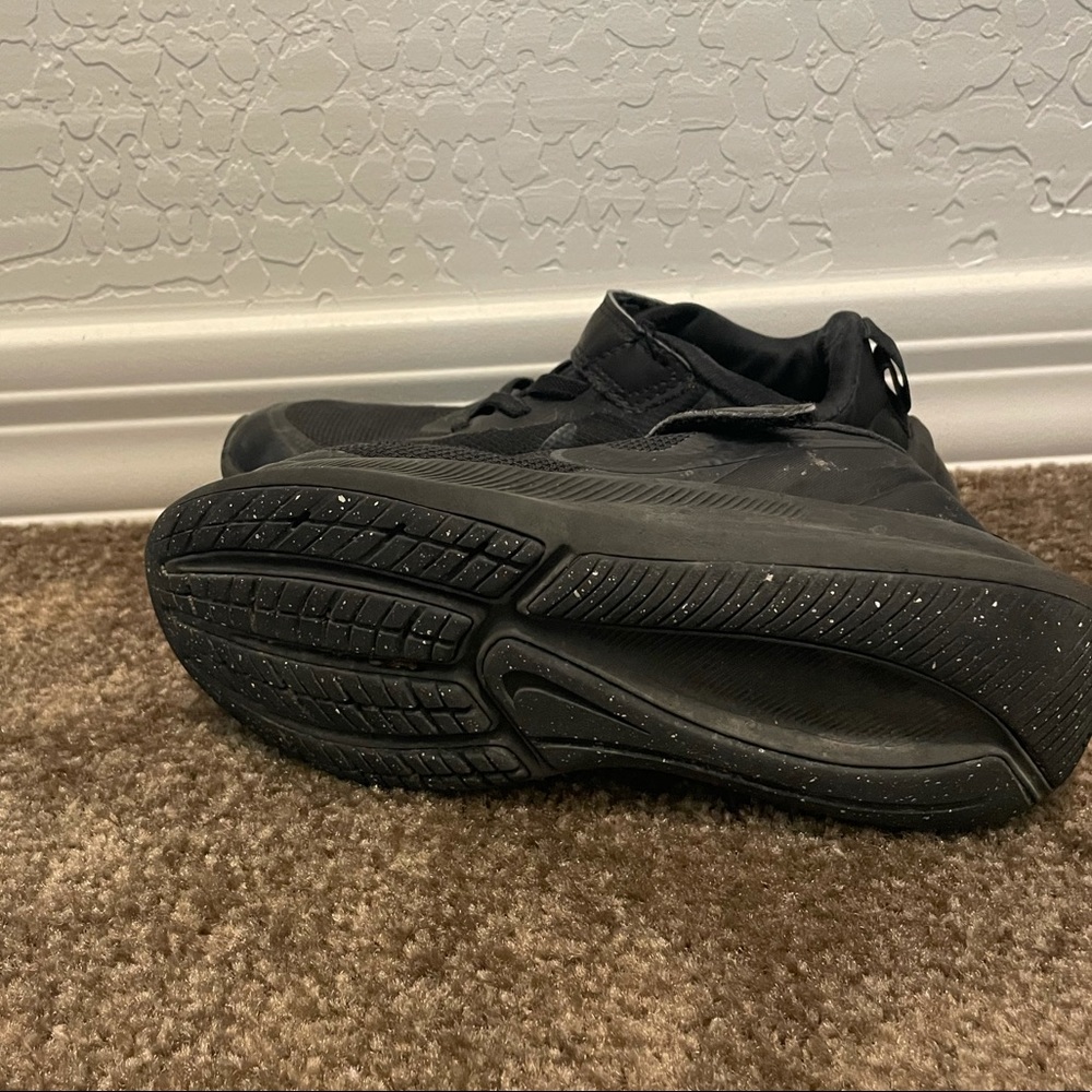 Nike boys shoes